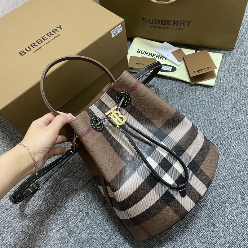 Bv*b*rry bucket bags